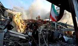 国产足j,砥砺前行，铸就辉煌